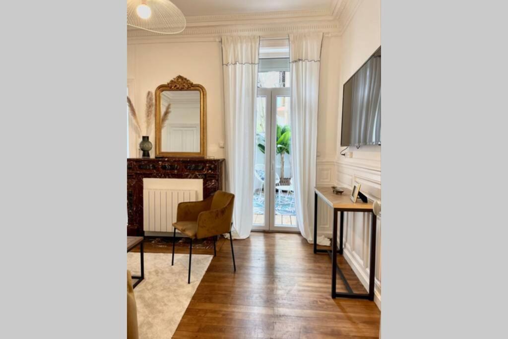 Le Bleu Royal Daire Vichy Dış mekan fotoğraf